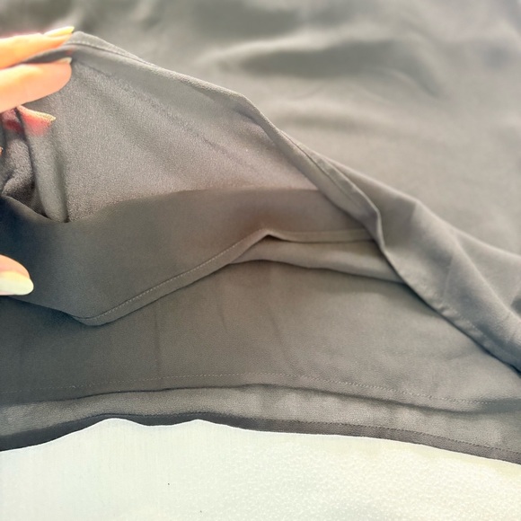 Michael Kors Chain Neck Keyhole Neck Halter Top - Picture 8 of 11